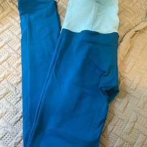 Bodypop by Blogilates leggings